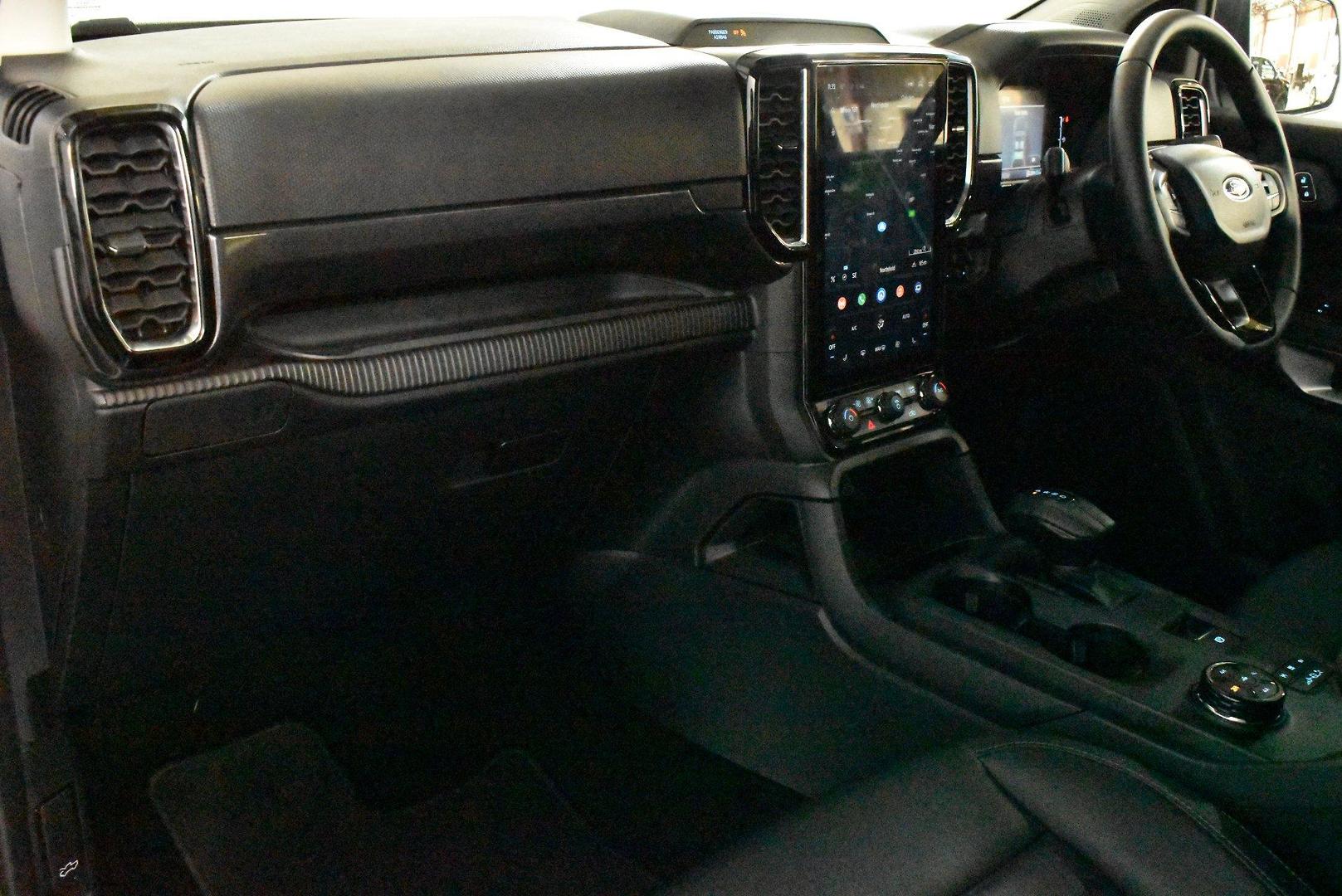2025 Ford Ranger PHEV Sport — photo 6