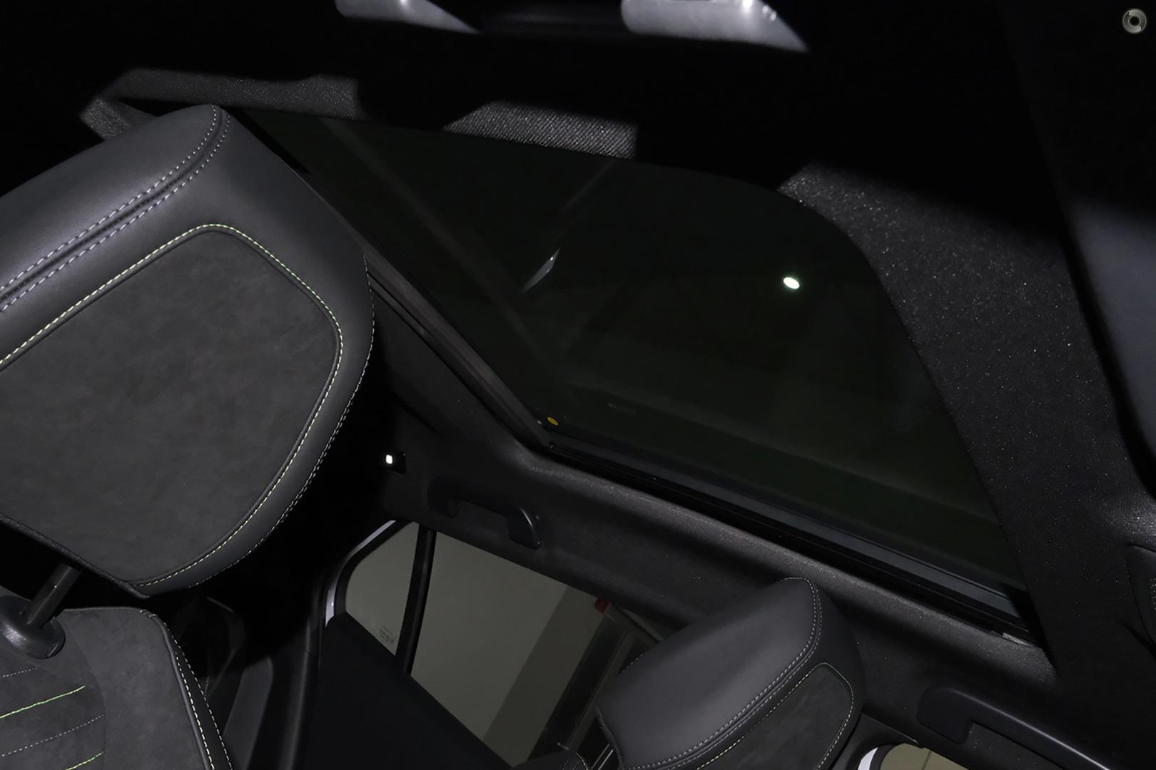 2025 Peugeot 2008 GT Hybrid — photo 13
