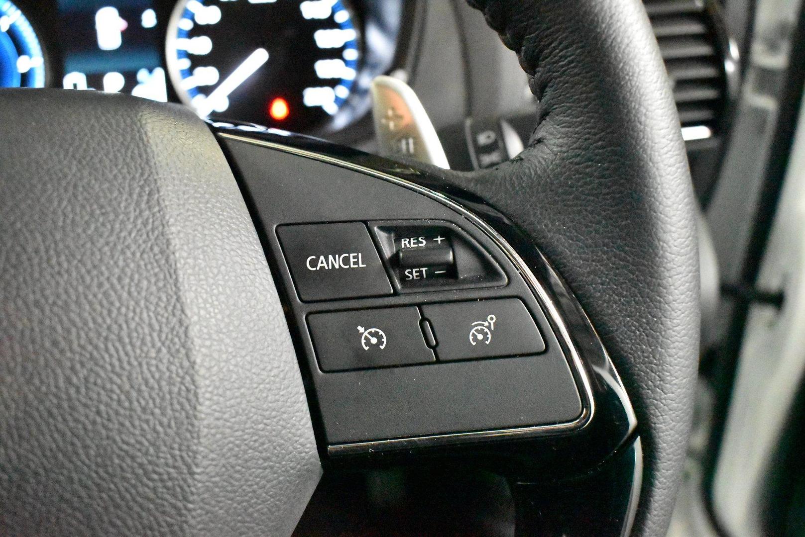 2023 Mitsubishi Eclipse Cross PHEV ES — photo 22