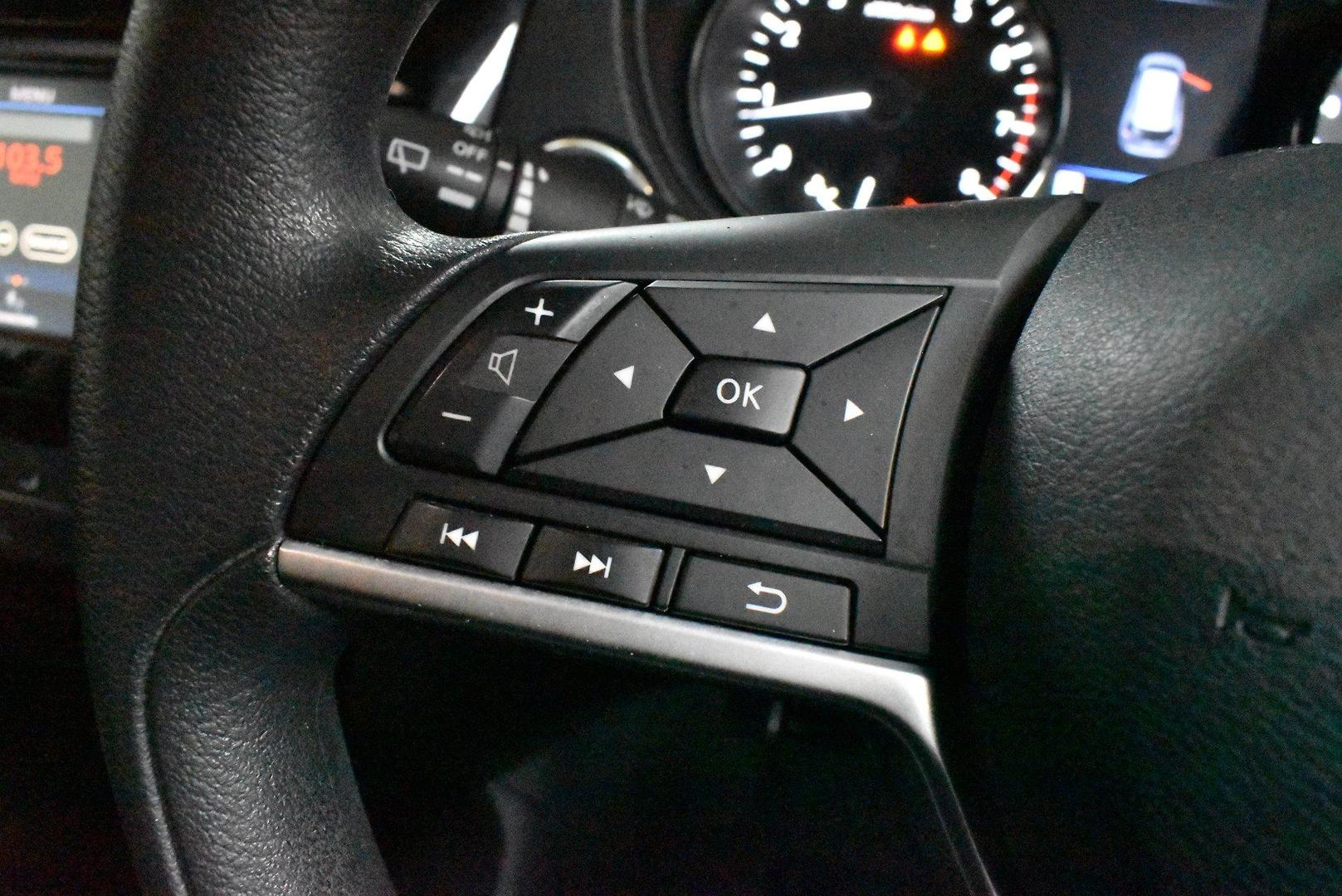 2021 Nissan X-TRAIL ST — photo 21