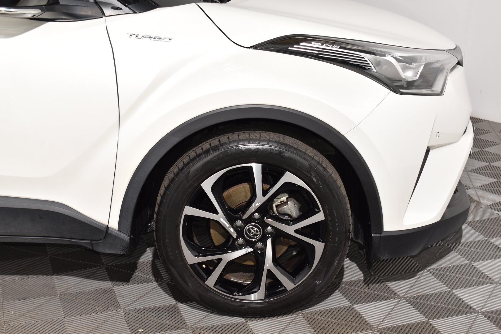 2019 Toyota C-HR Koba — photo 18