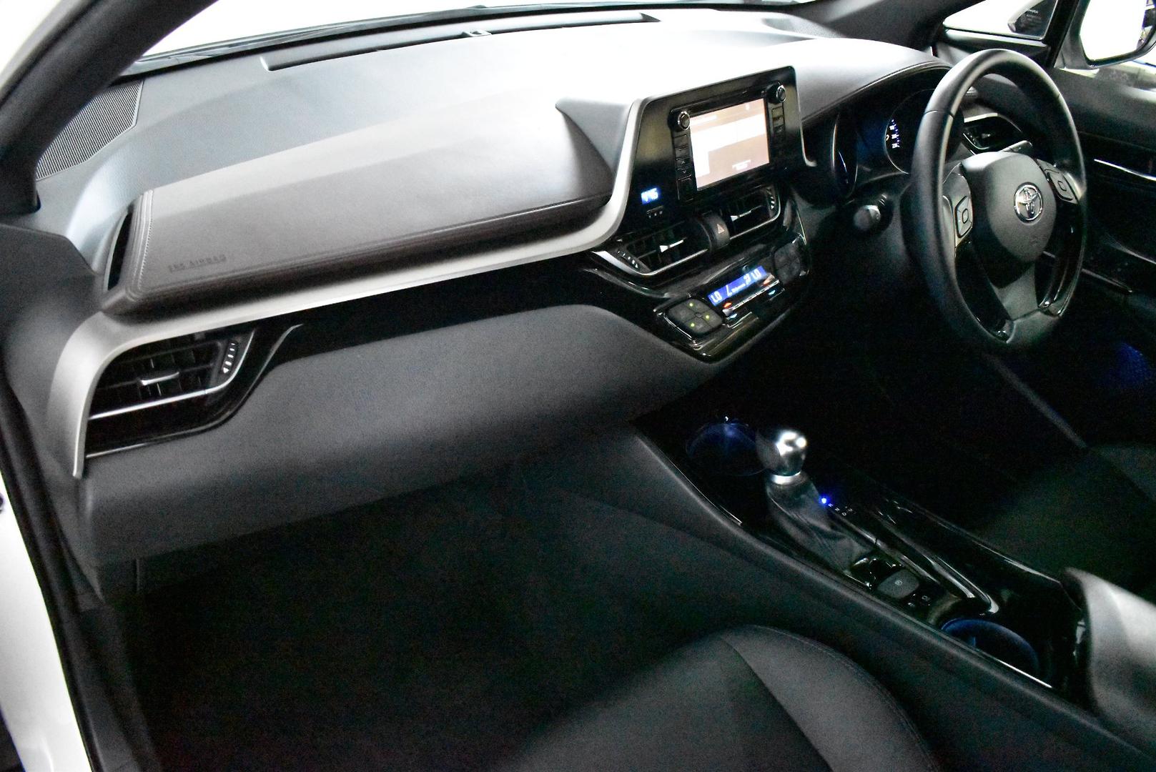 2019 Toyota C-HR Koba — photo 6