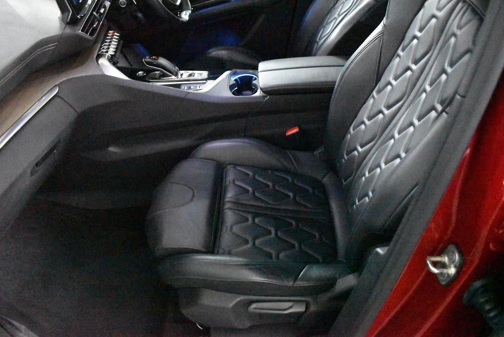 2021 Peugeot 3008 GT — photo 7