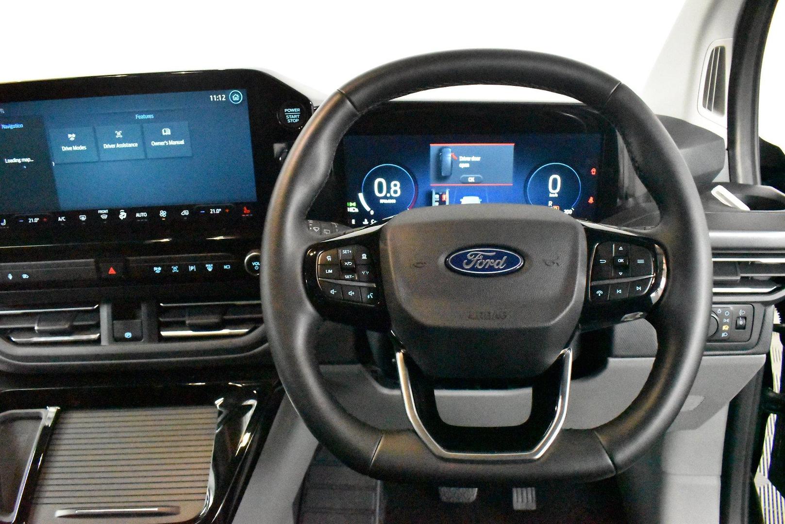 2025 Ford Tourneo Titanium X — photo 5