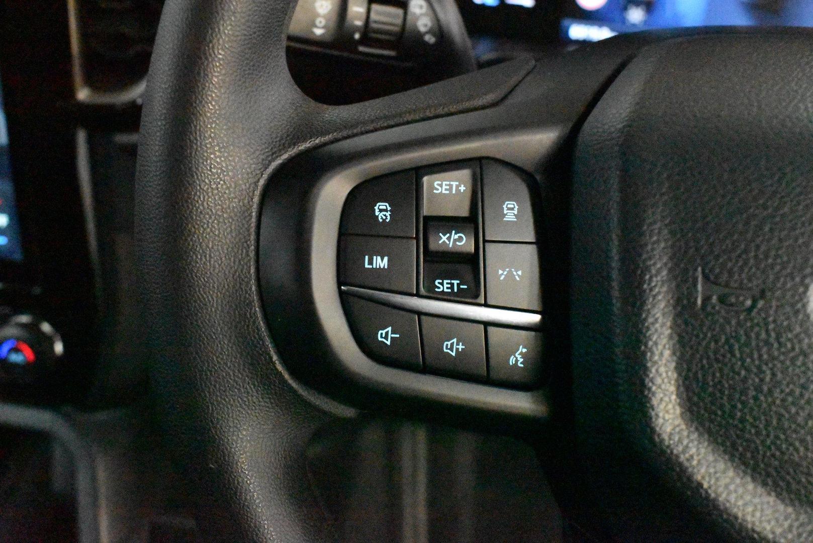2025 Ford Everest Ambiente — photo 21
