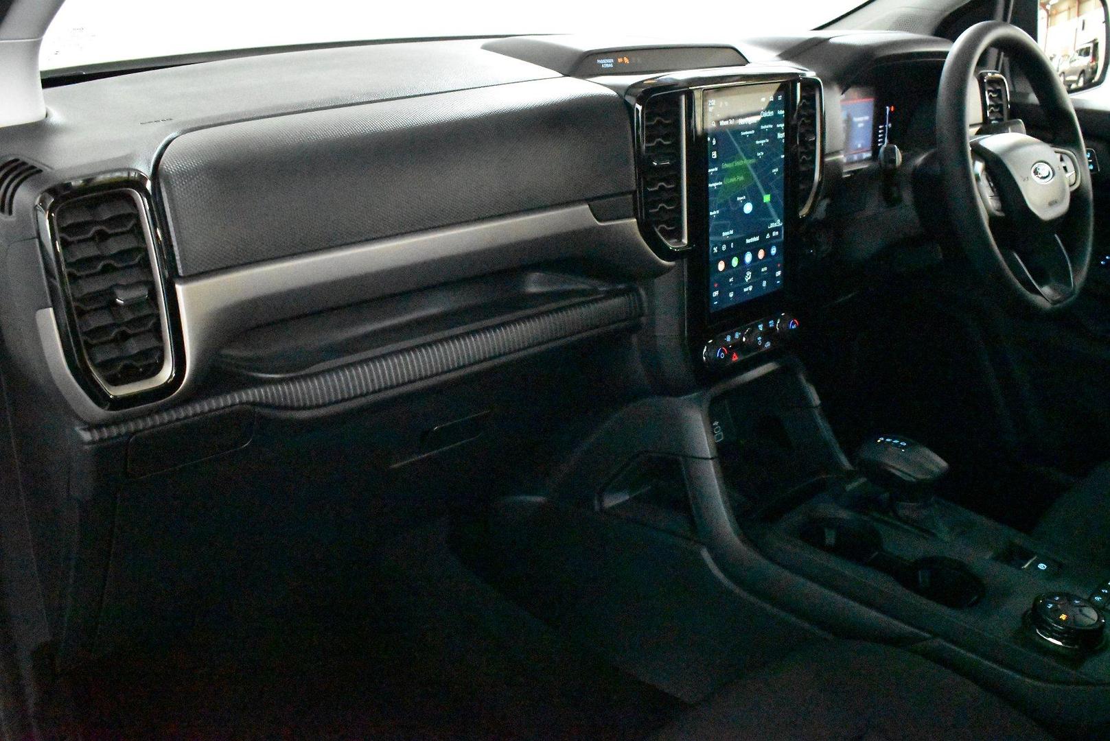 2025 Ford Everest Ambiente — photo 6