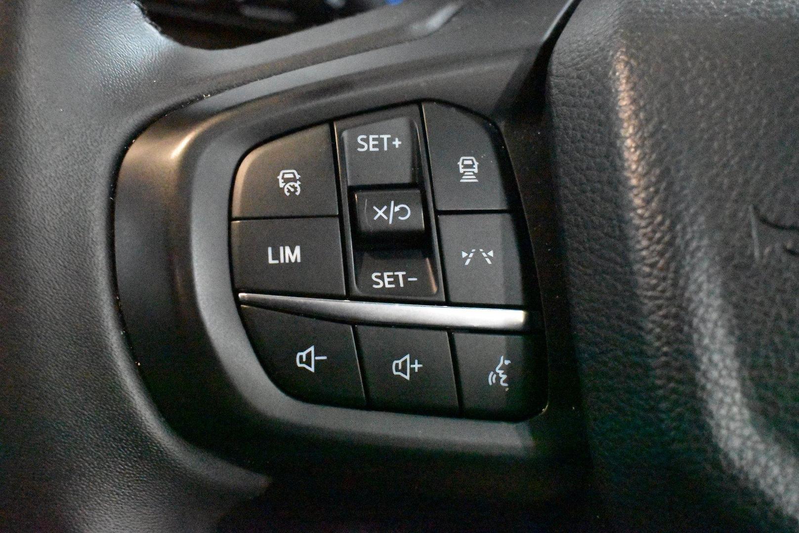 2025 Ford Ranger XLT — photo 21