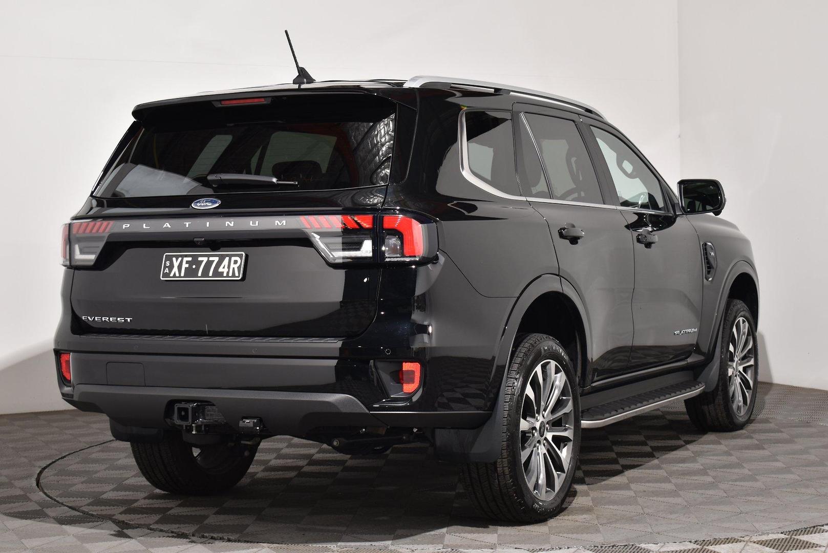 2025 Ford Everest Platinum — photo 14