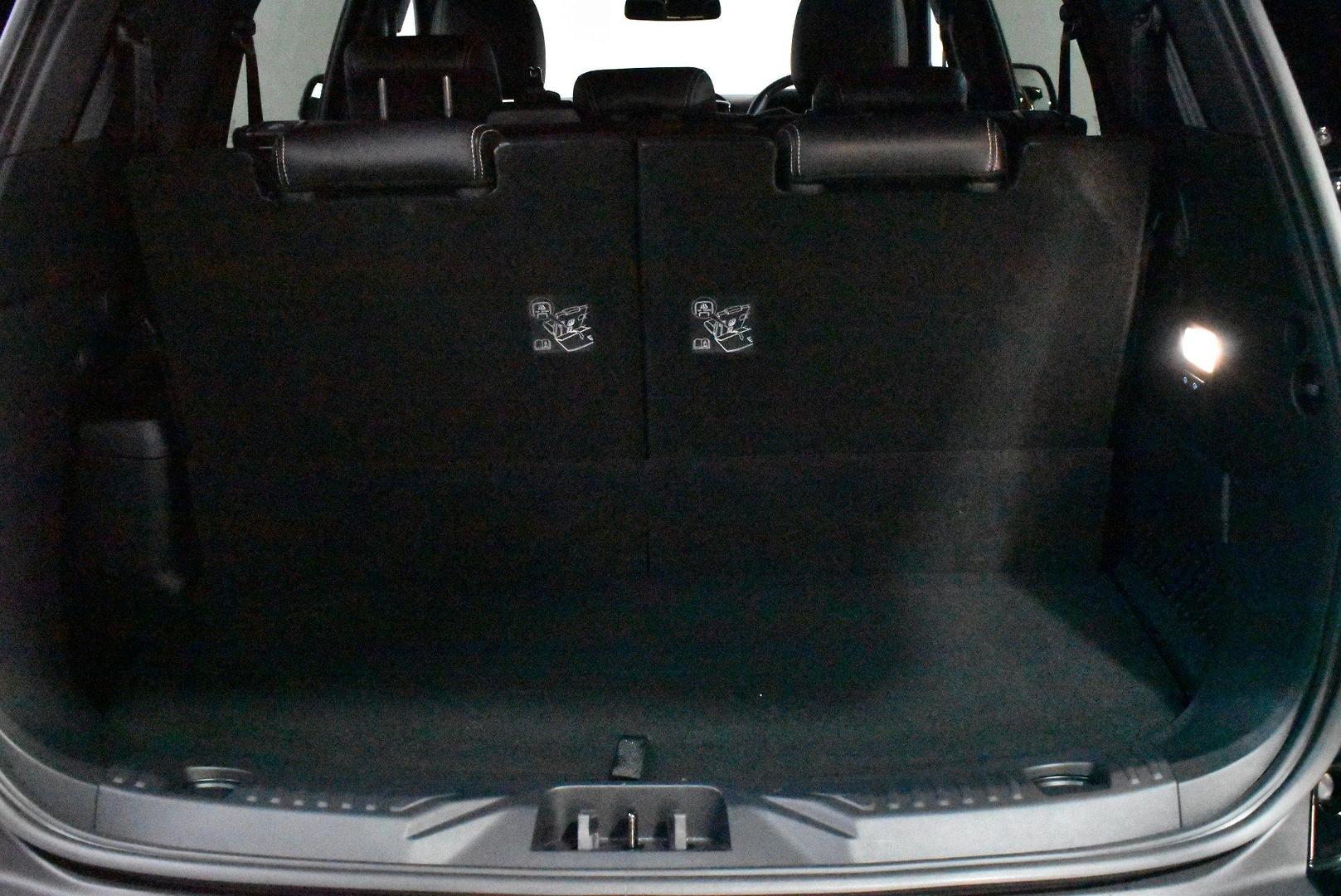 2025 Ford Everest Platinum — photo 16