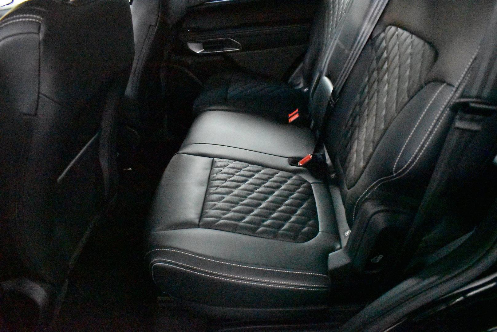 2025 Ford Everest Platinum — photo 8