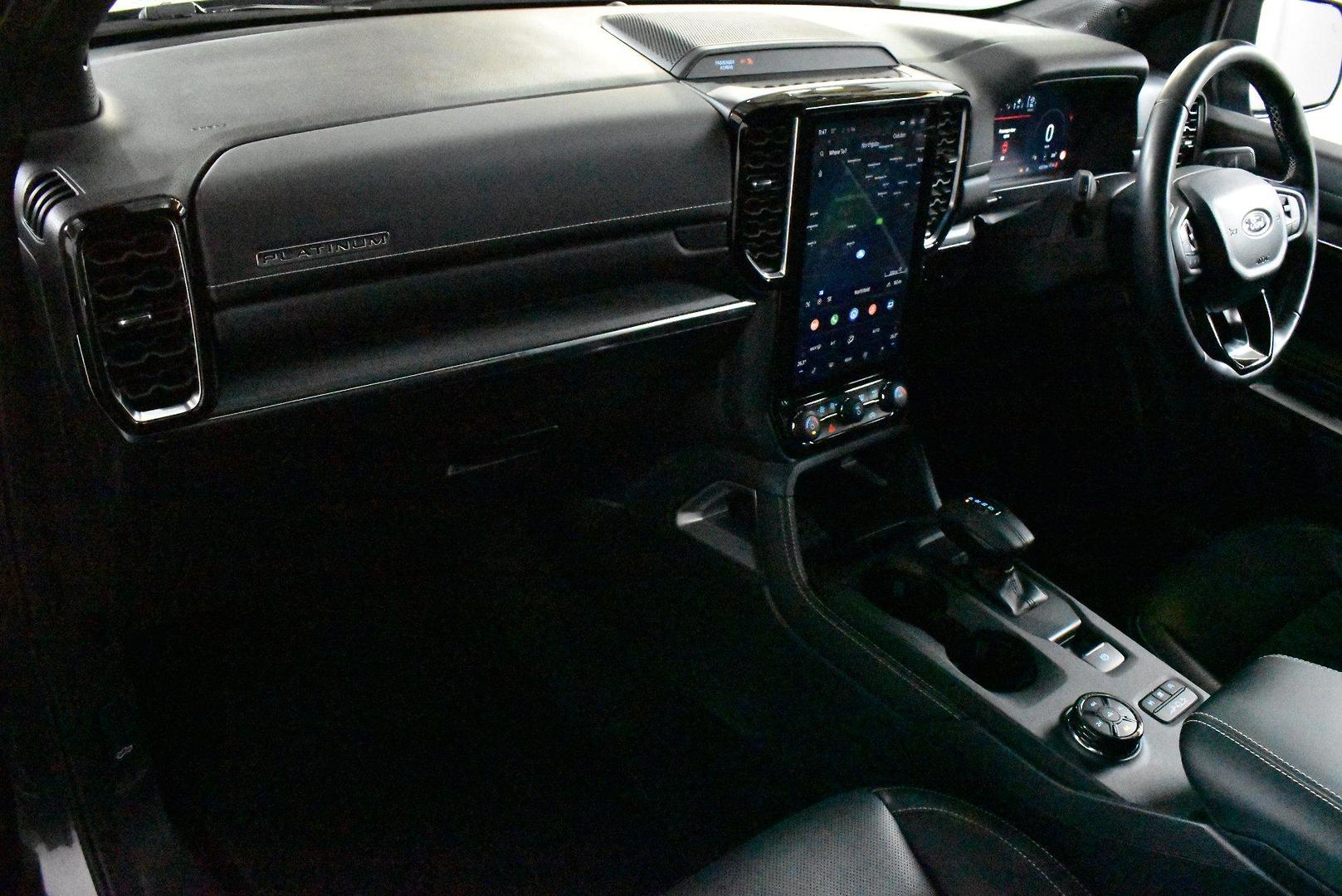 2025 Ford Everest Platinum — photo 5