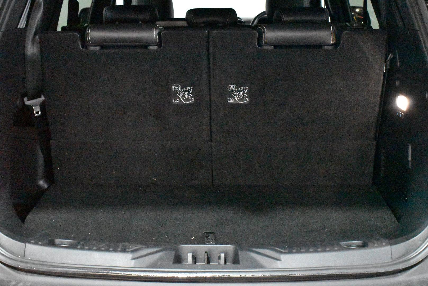 2025 Ford Everest Platinum — photo 8