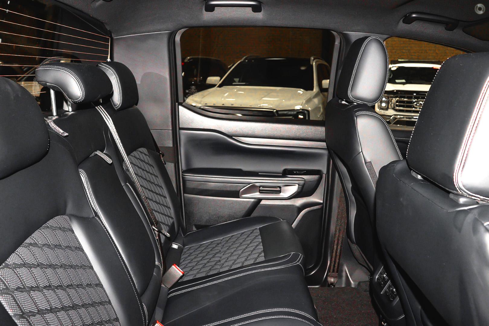 2025 Ford Ranger Platinum — photo 6