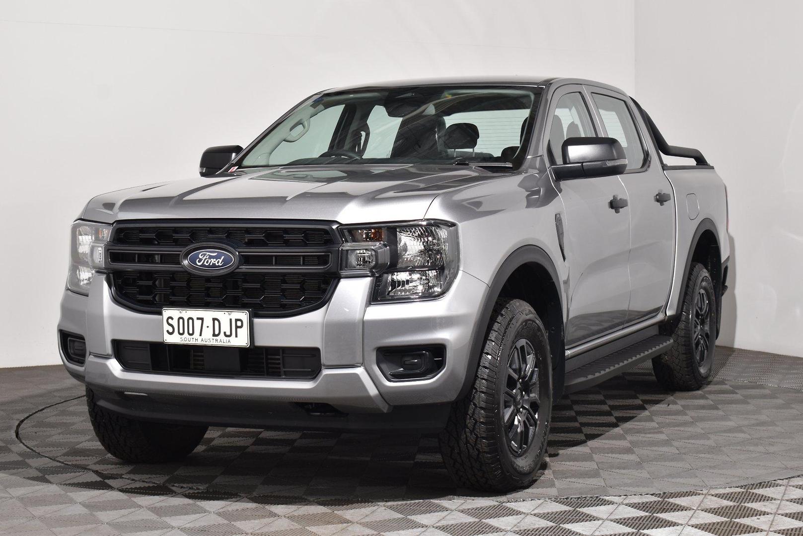 2025 Ford Ranger Black Edition — photo 13