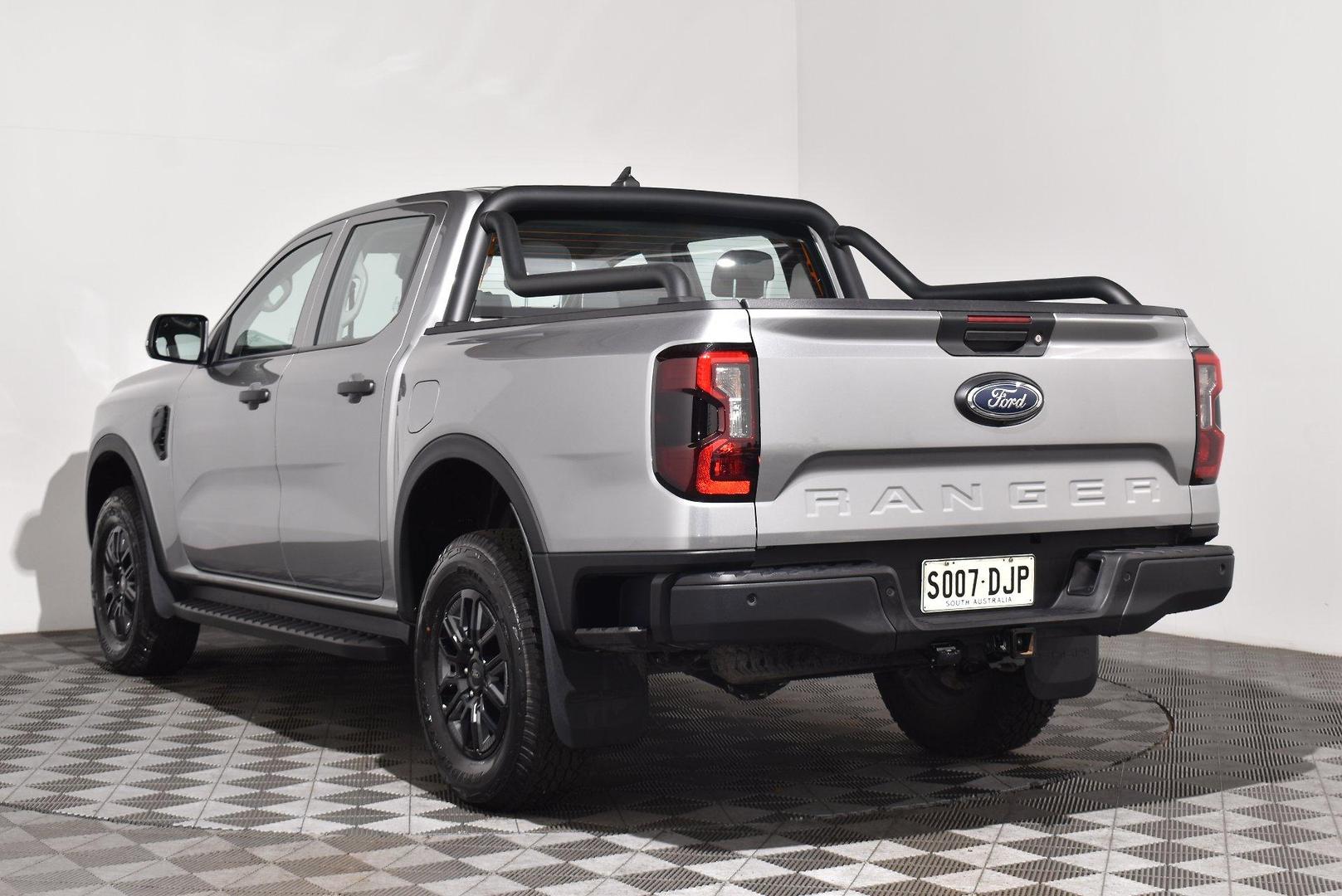 2025 Ford Ranger Black Edition — photo 2