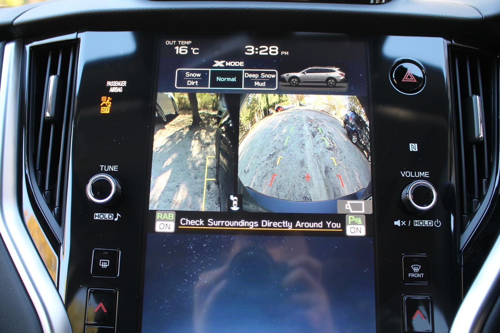 2024 Subaru Outback AWD Touring — photo 11