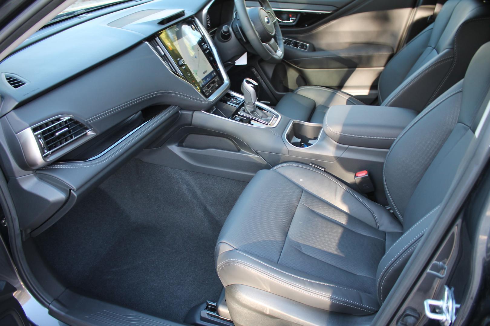 2024 Subaru Outback AWD Touring — photo 14
