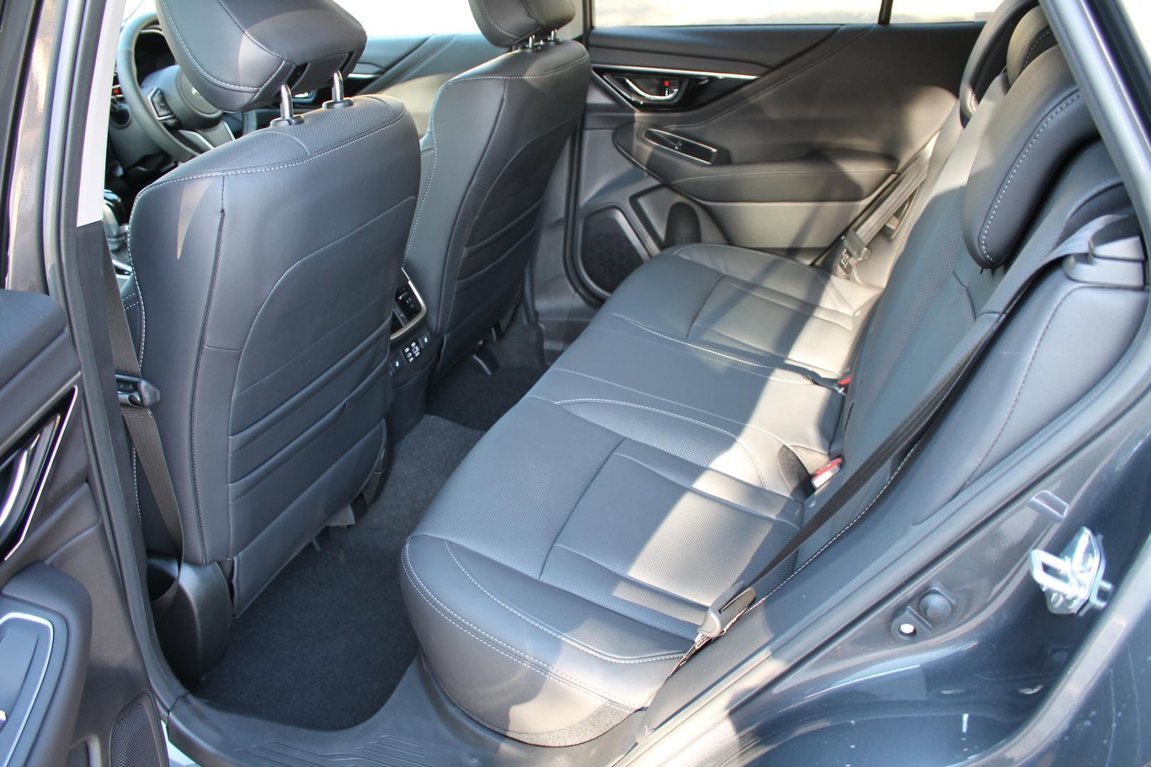 2024 Subaru Outback AWD Touring — photo 16