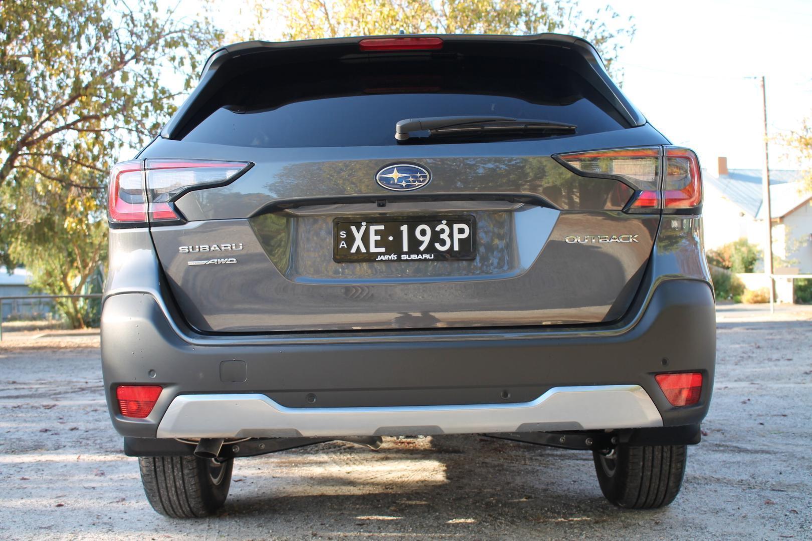 2024 Subaru Outback AWD Touring — photo 5