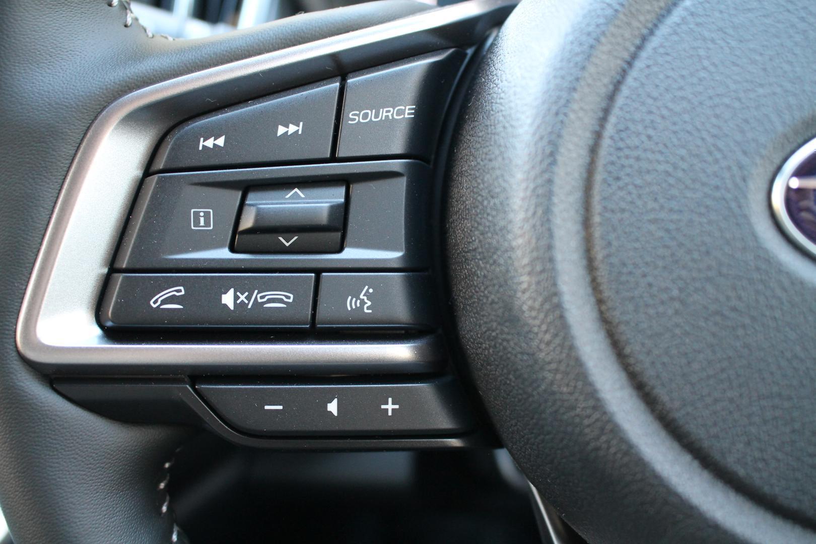 2024 Subaru Outback AWD Touring — photo 7