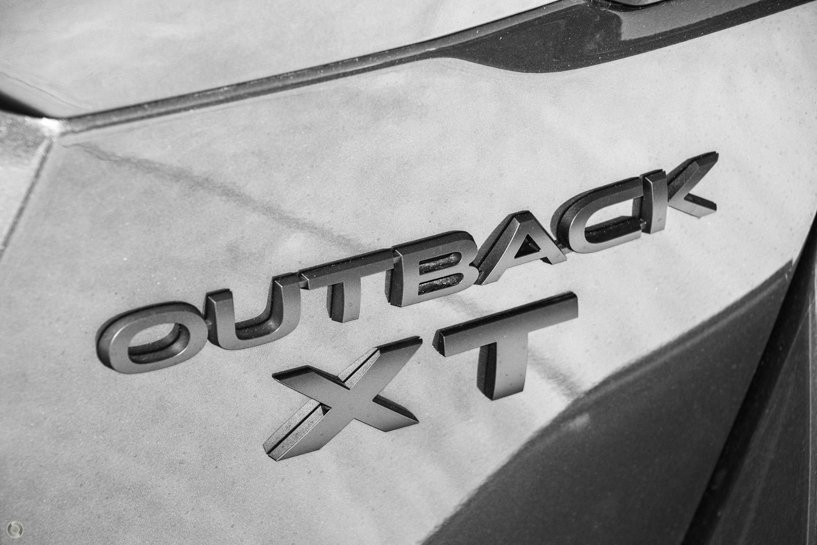 2025 Subaru Outback AWD Sport XT — photo 9