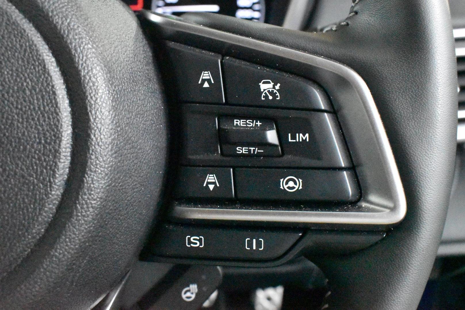 2025 Subaru Outback AWD Touring XT — photo 21