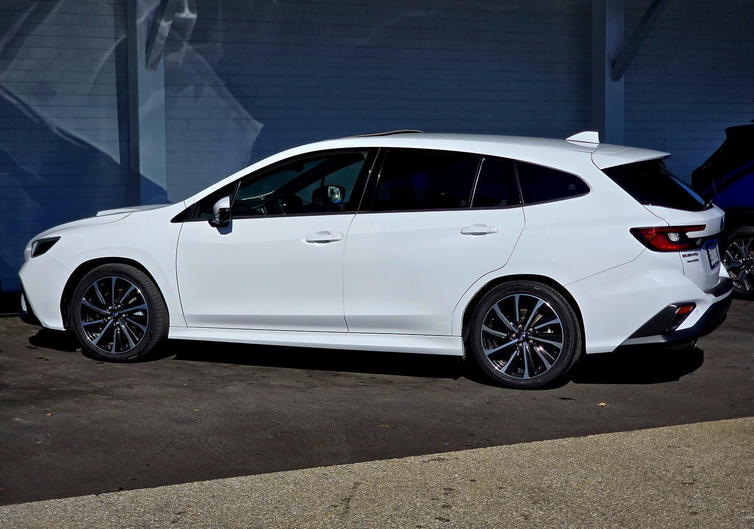 2025 Subaru WRX tS — photo 2