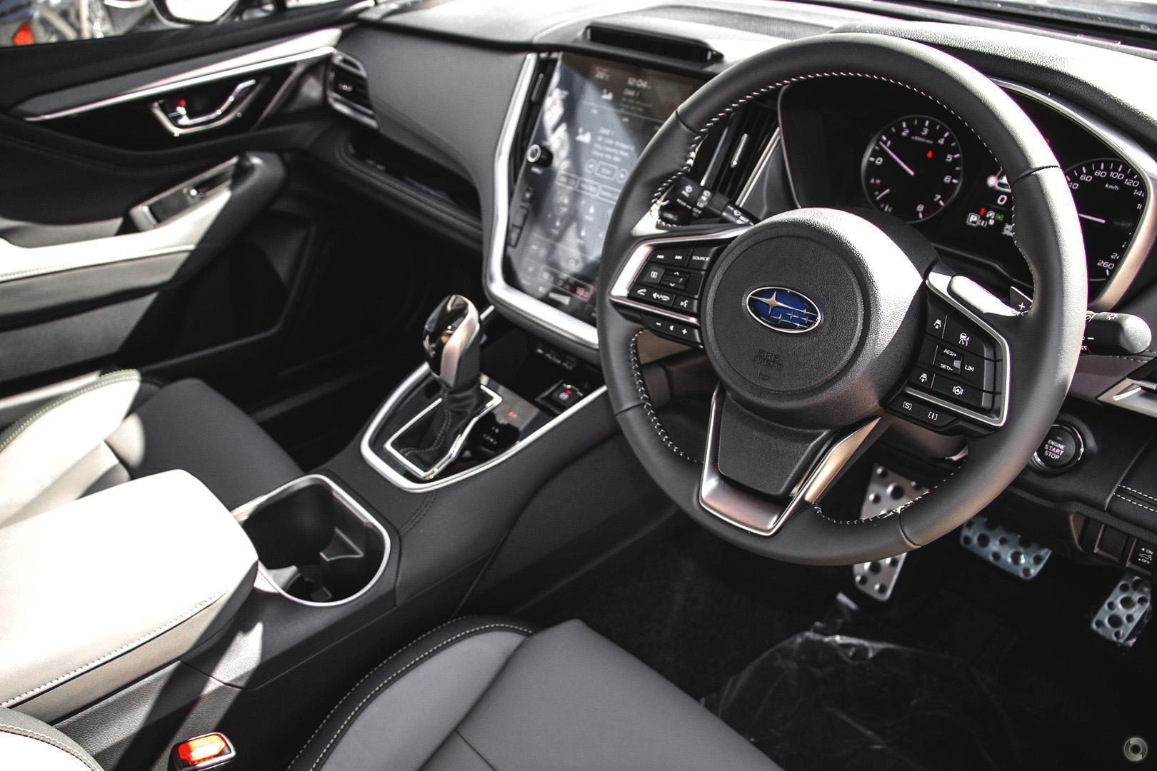2025 Subaru Outback AWD Sport XT — photo 6