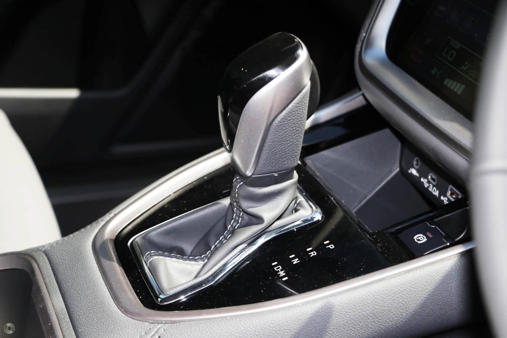 2025 Subaru Outback AWD Sport XT — photo 15