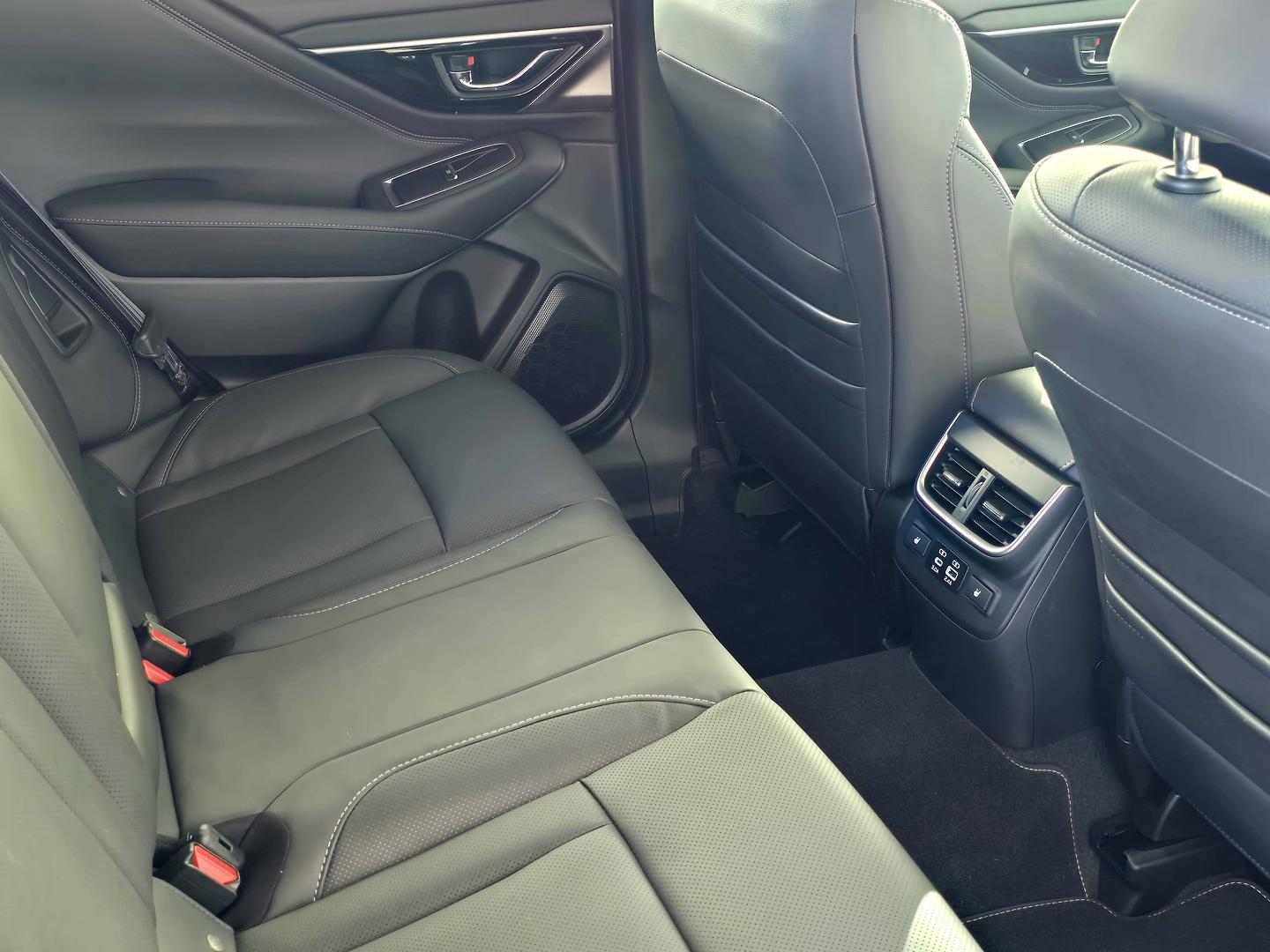 2025 Subaru Outback AWD Touring XT — photo 19