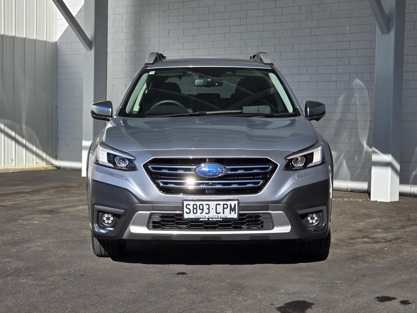 2025 Subaru Outback AWD Touring XT — photo 7