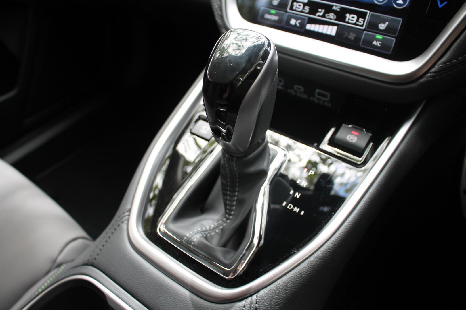 2025 Subaru Outback AWD Sport XT — photo 11