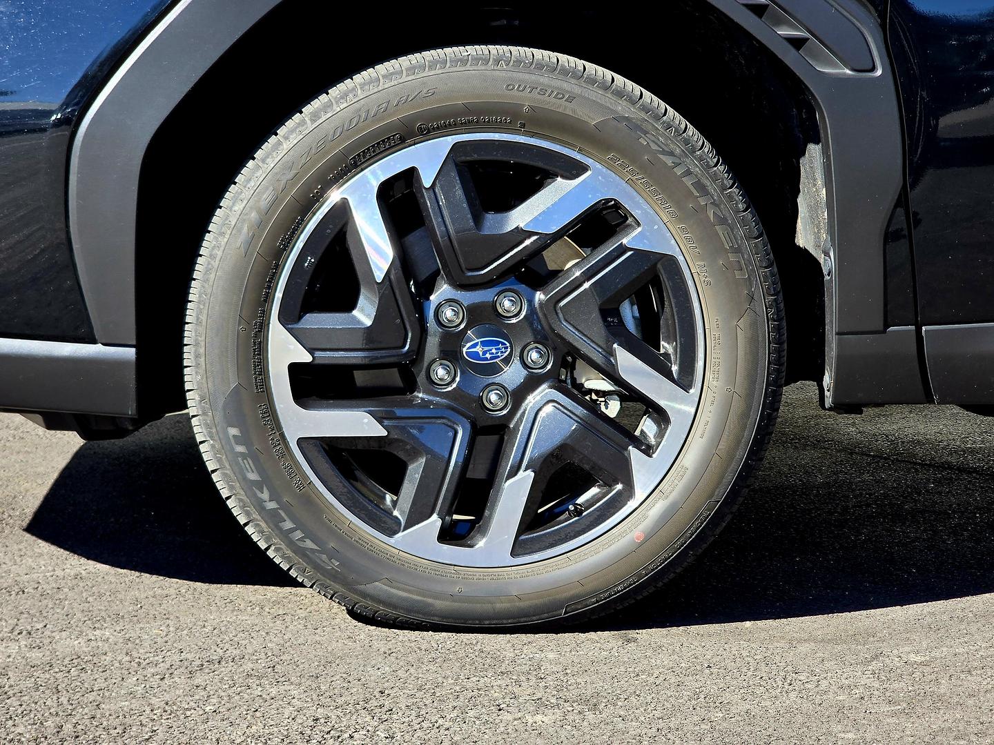 2025 Subaru Forester Touring — photo 10