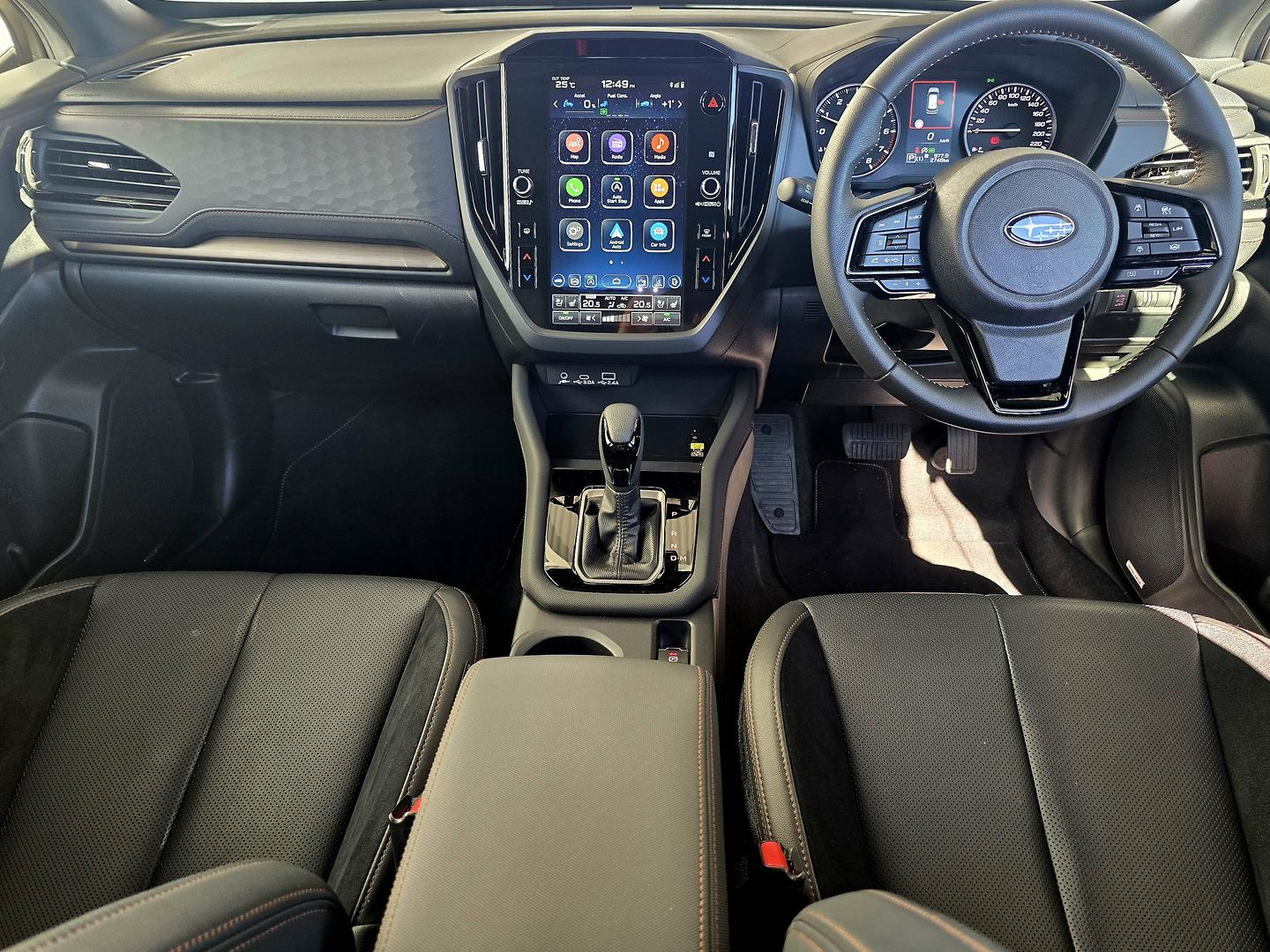 2025 Subaru Forester Touring — photo 13
