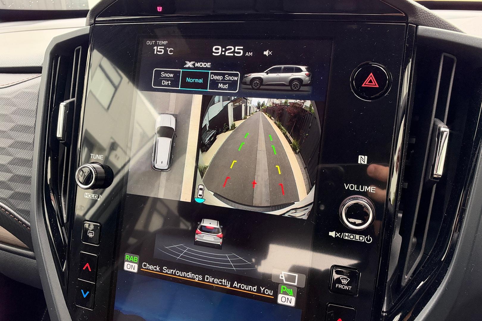 2025 Subaru Forester Touring — photo 16