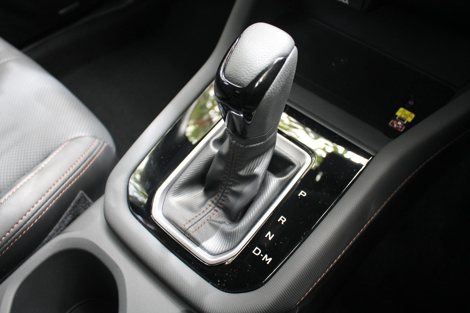 2025 Subaru Forester Touring — photo 11