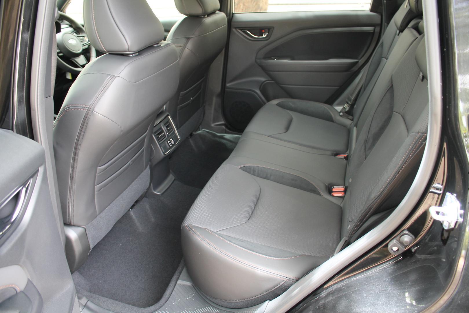2025 Subaru Forester Touring — photo 16