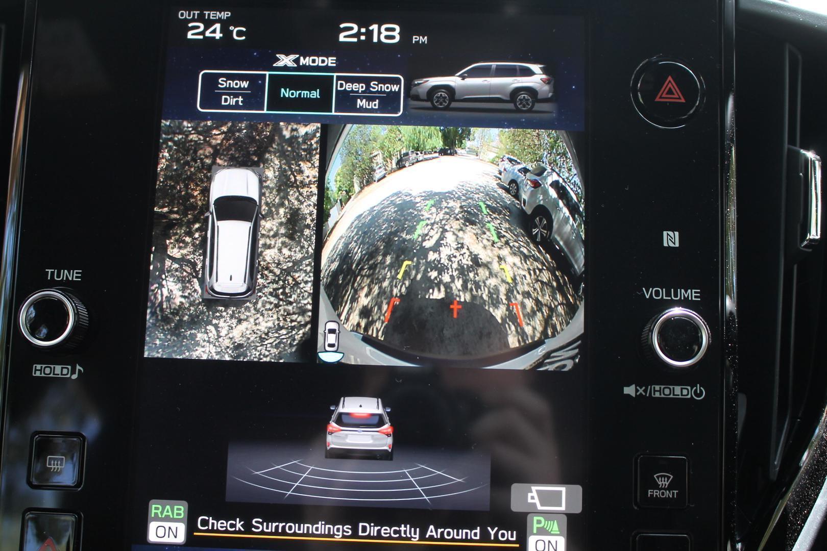 2025 Subaru Forester Touring — photo 13