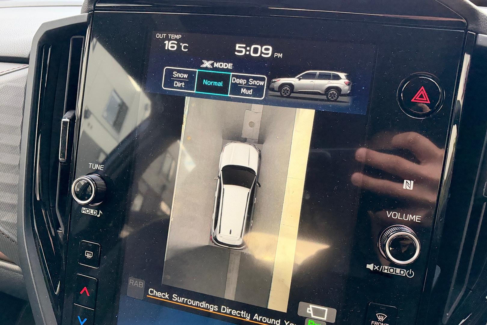 2025 Subaru Forester Hybrid Sport — photo 13