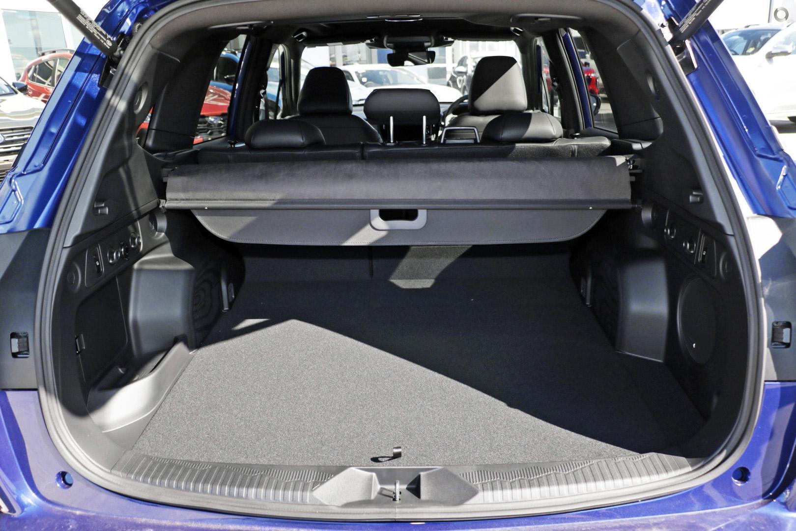 2025 Subaru Forester Hybrid Sport — photo 11