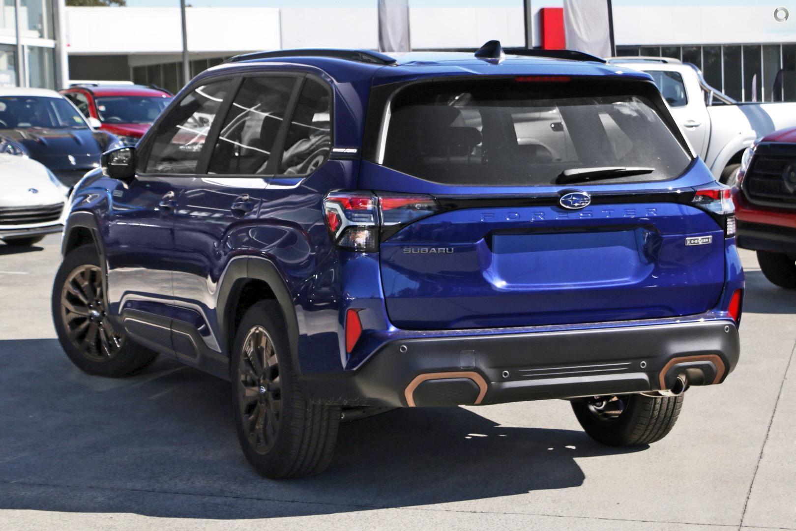 2025 Subaru Forester Hybrid Sport — photo 4