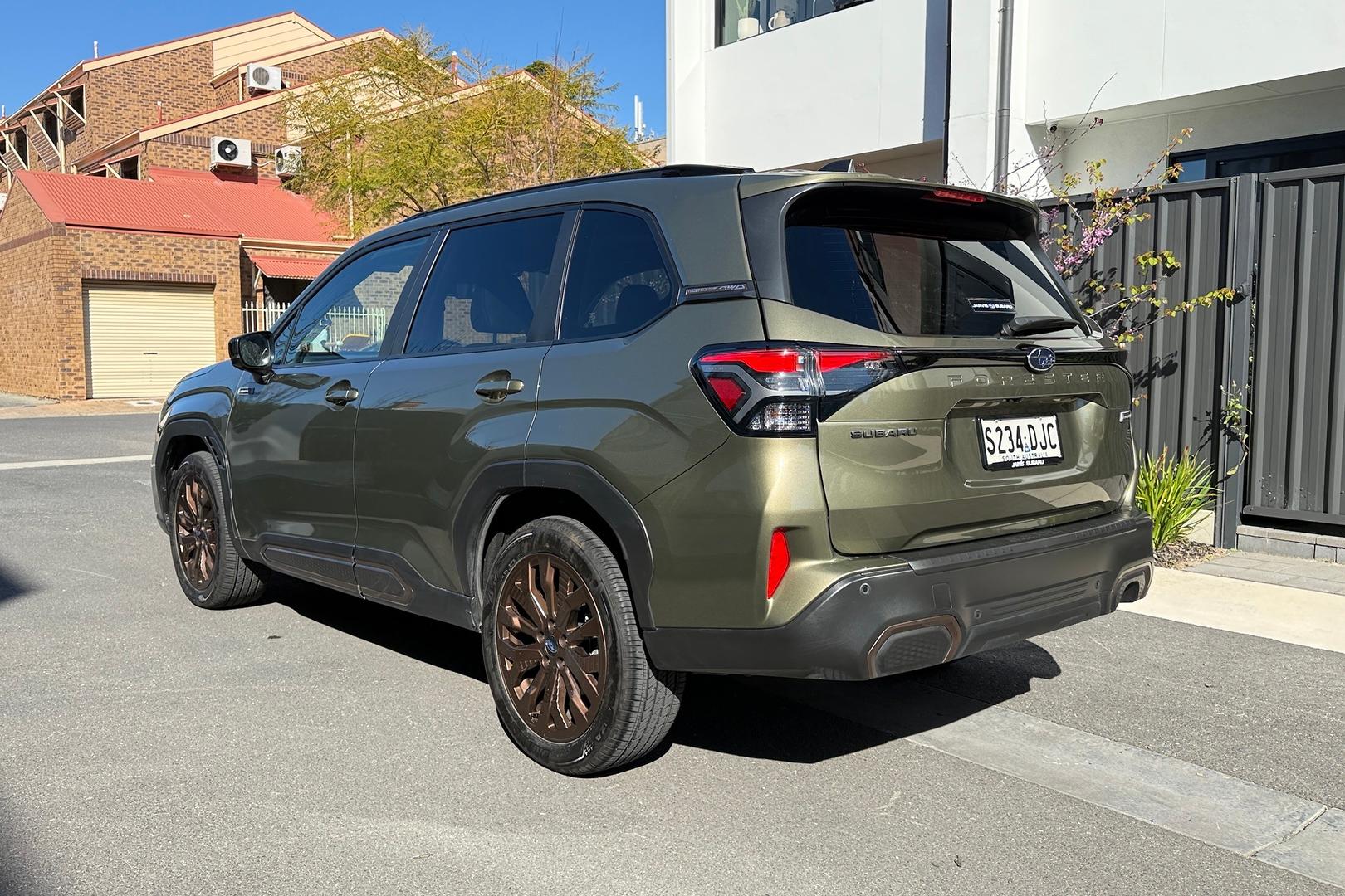 2025 Subaru Forester Hybrid Sport — photo 6