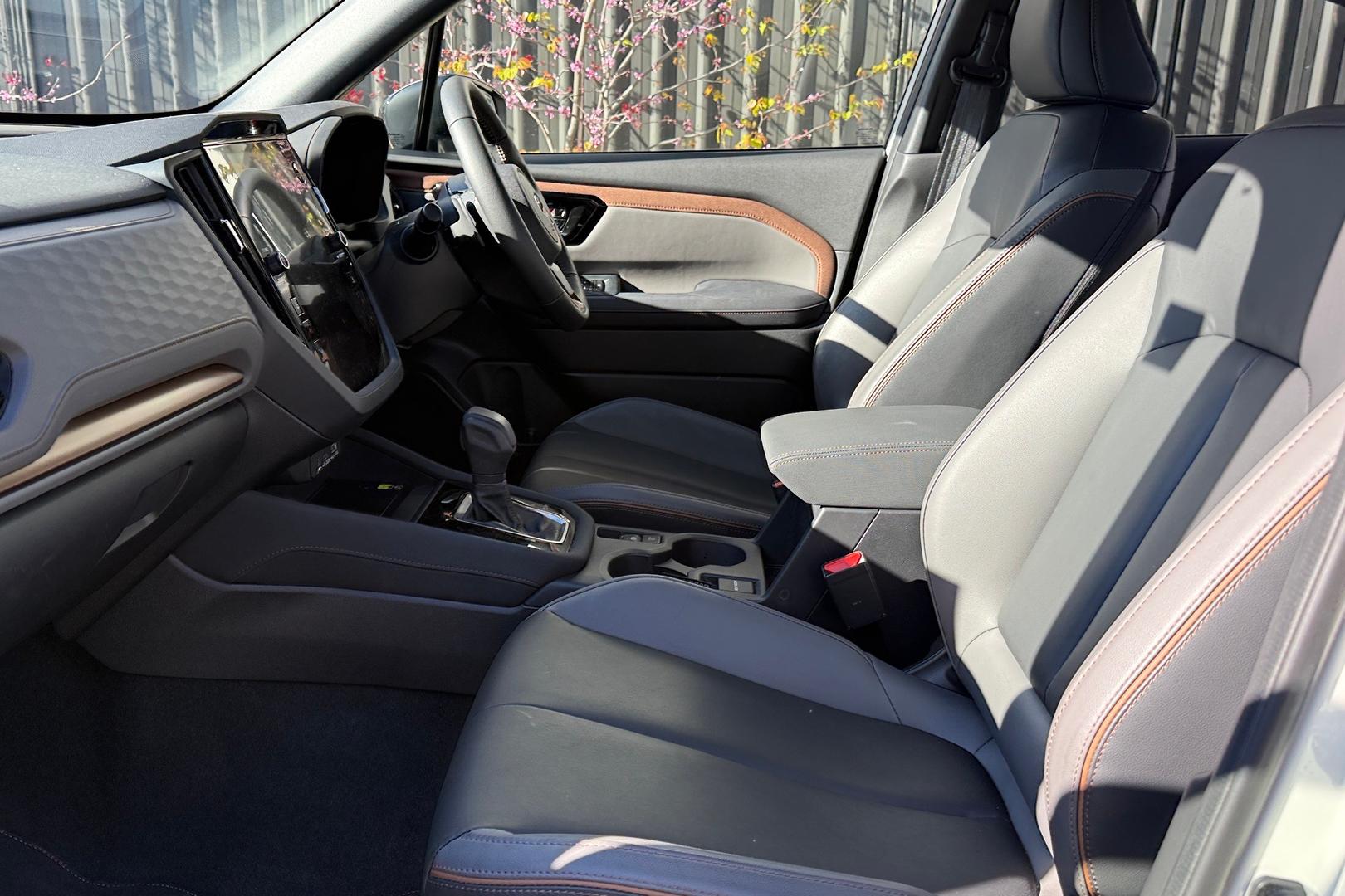 2025 Subaru Forester Hybrid Sport — photo 10