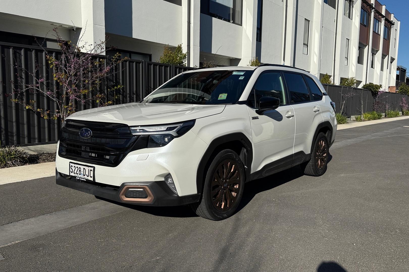 2025 Subaru Forester Hybrid Sport — photo 6