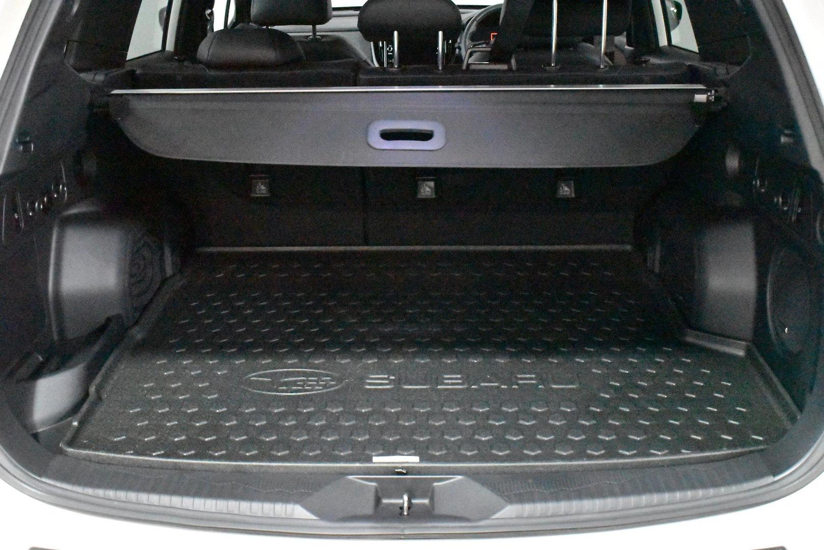 2025 Subaru Forester Hybrid Sport — photo 16