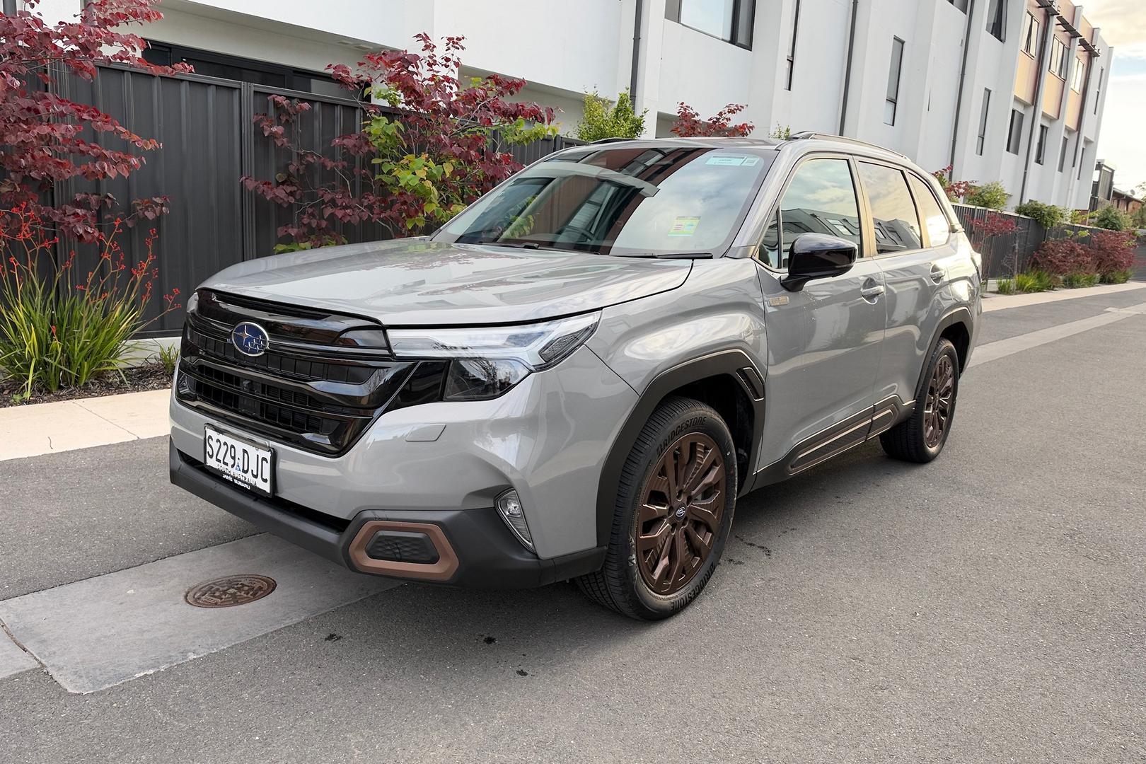 2025 Subaru Forester Hybrid Sport — photo 5