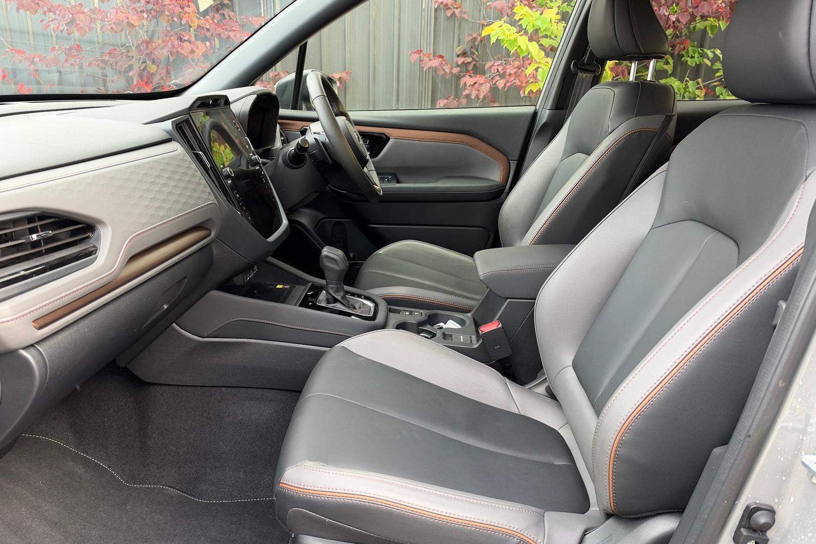 2025 Subaru Forester Hybrid Sport — photo 8
