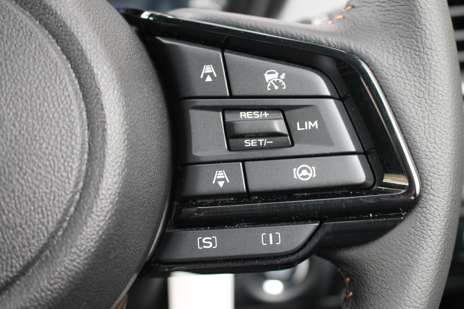2025 Subaru Forester Hybrid Sport — photo 9