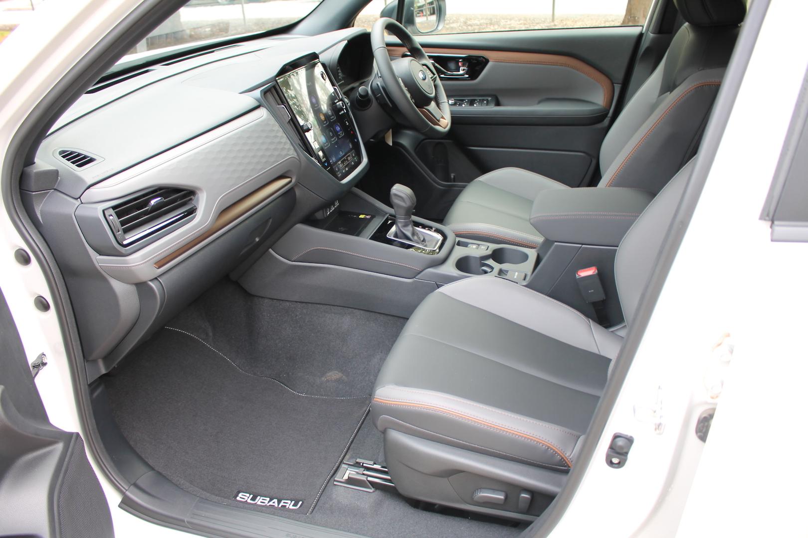 2025 Subaru Forester Hybrid Sport — photo 15