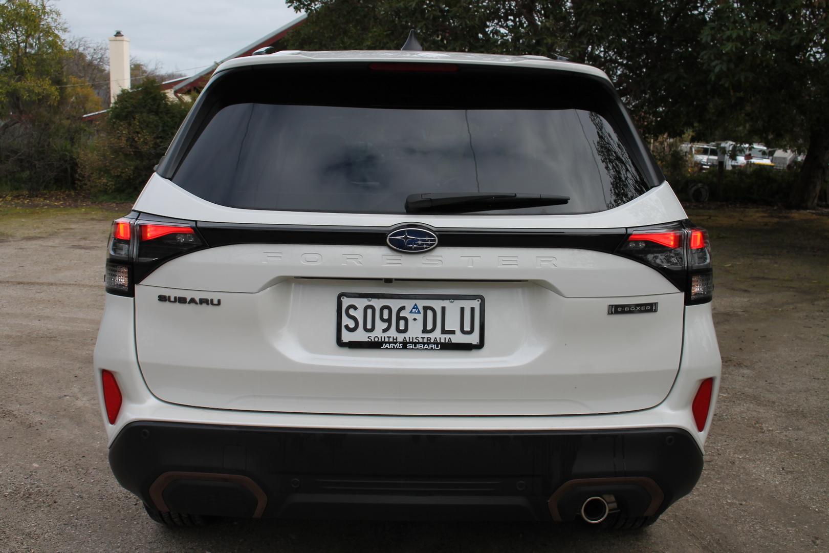 2025 Subaru Forester Hybrid Sport — photo 5